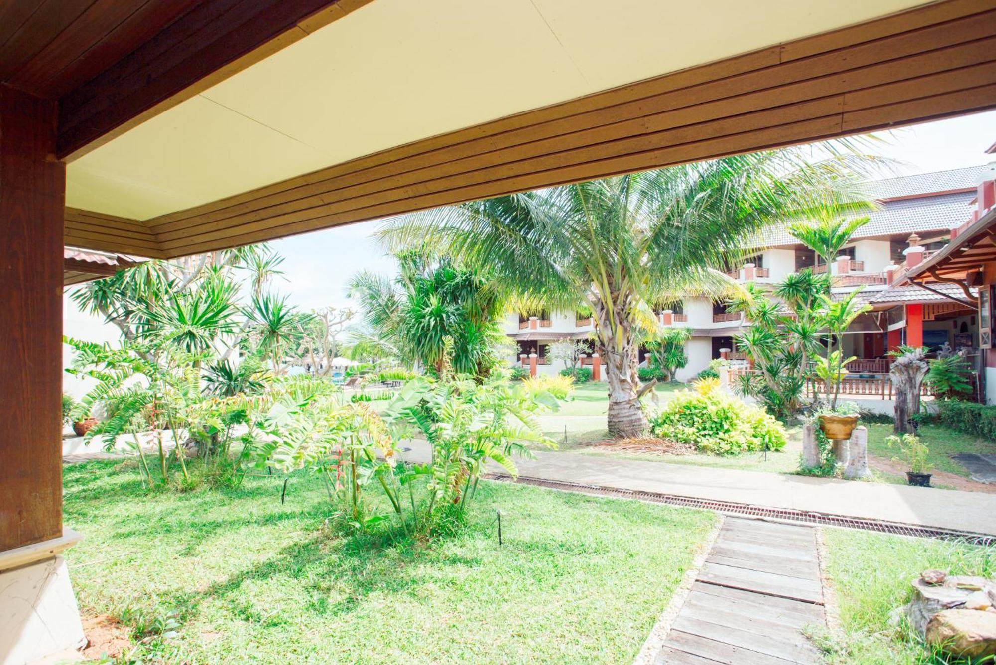 Aloha Resort Ламай Бийч Екстериор снимка